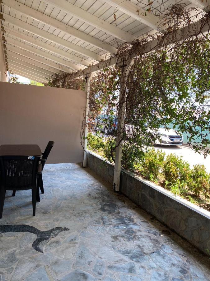 Eval Hotel Sarande Luaran gambar