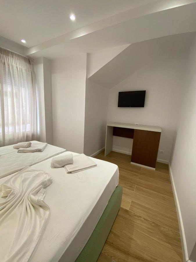 Eval Hotel Sarande Luaran gambar