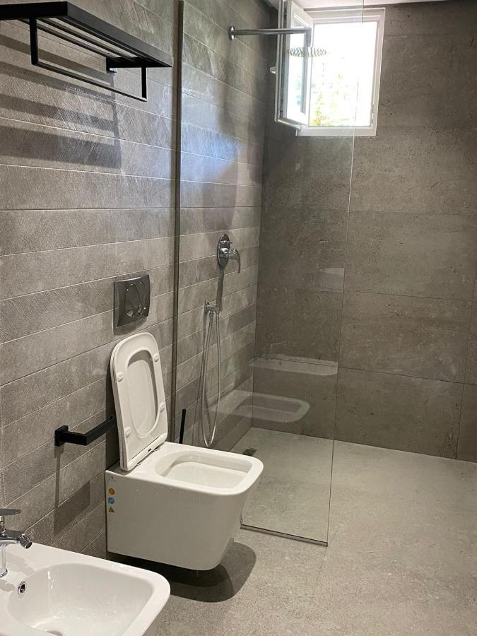 Eval Hotel Sarande Luaran gambar