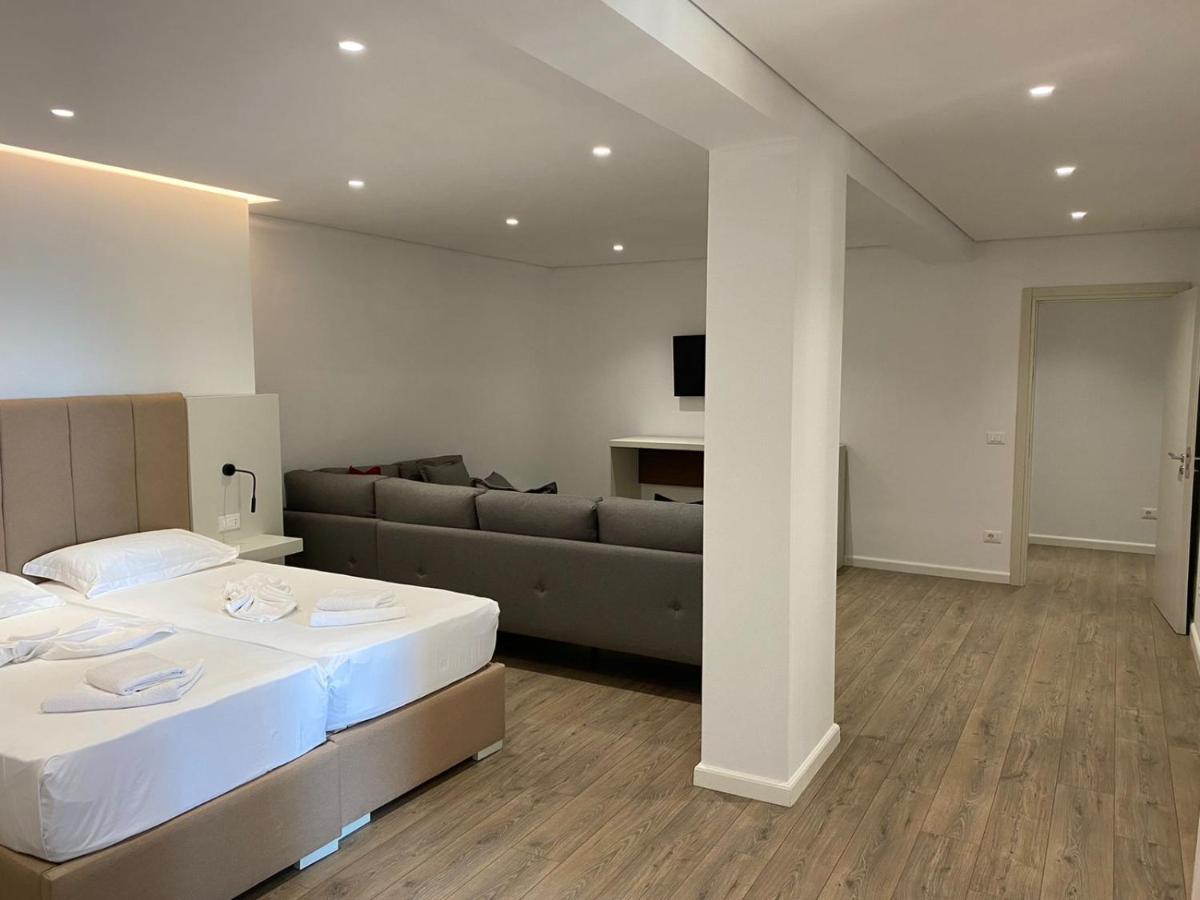 Eval Hotel Sarande Luaran gambar