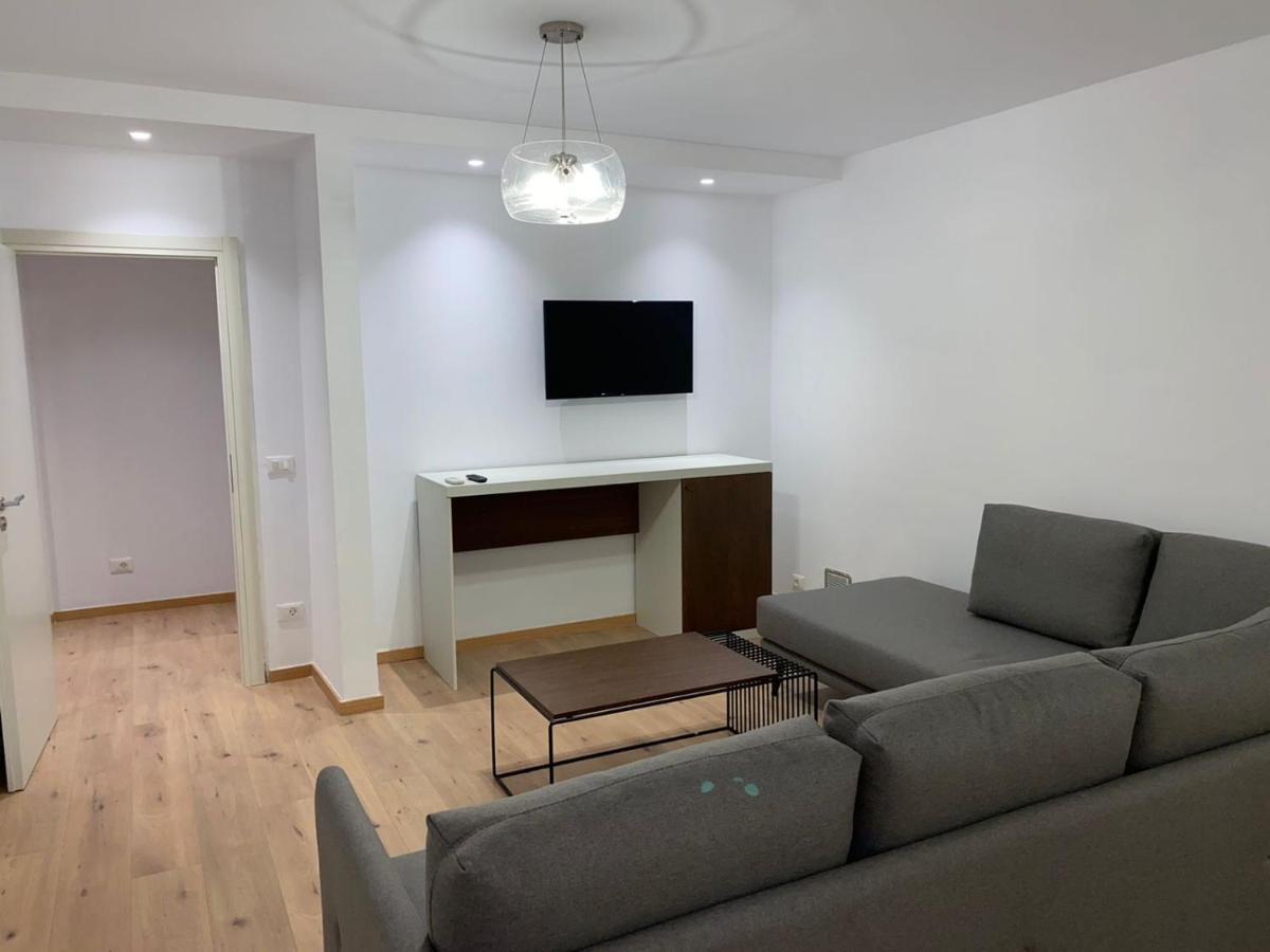 Eval Hotel Sarande Luaran gambar