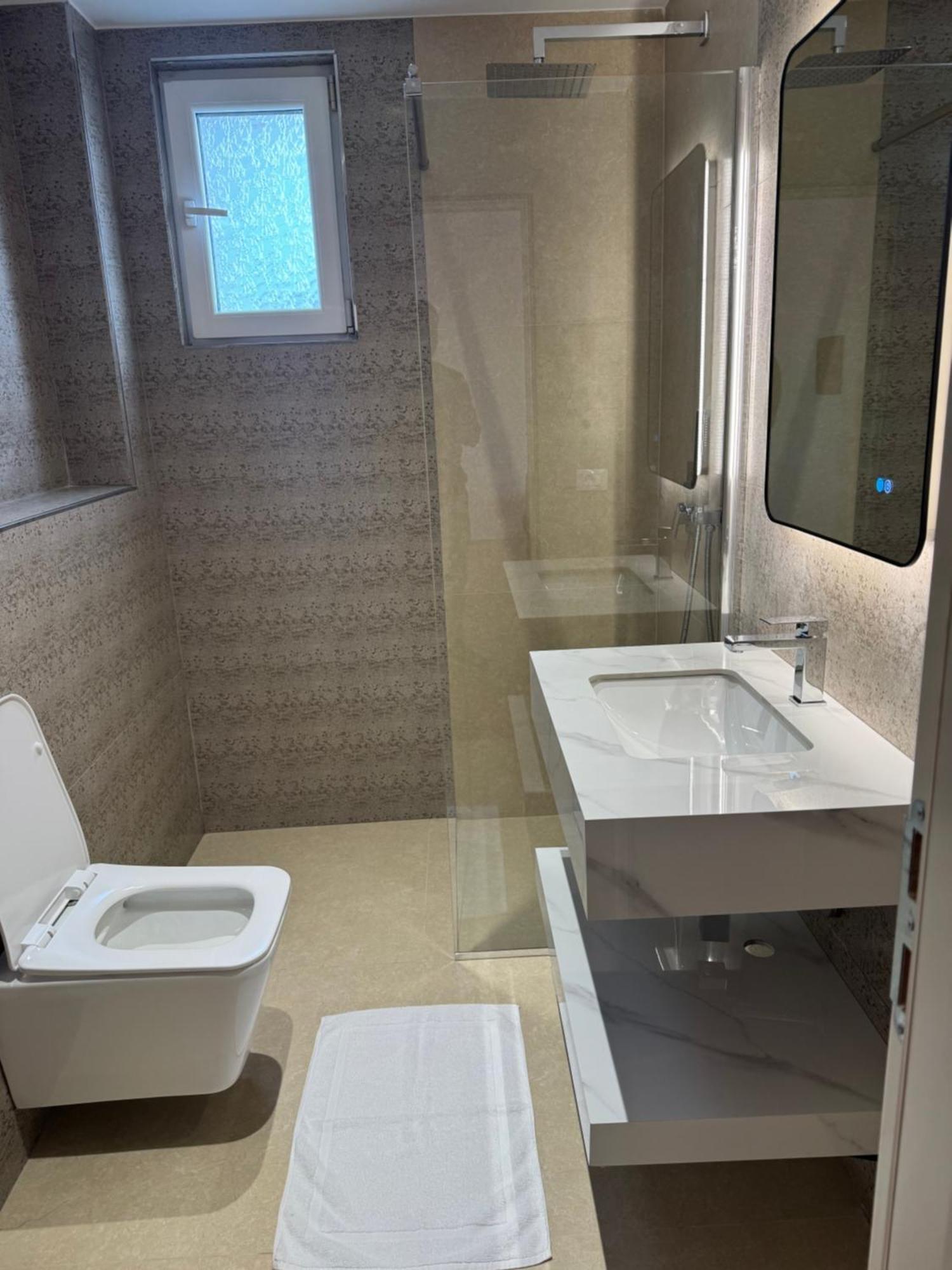 Eval Hotel Sarande Luaran gambar
